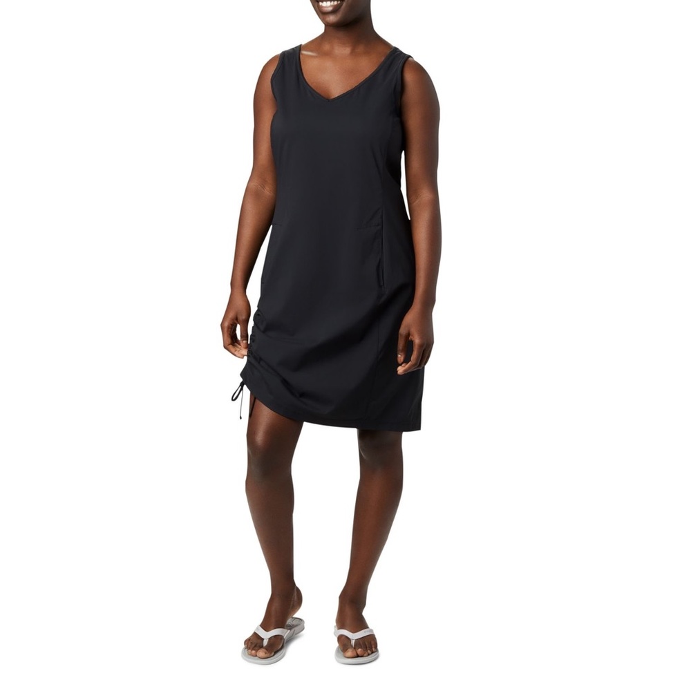 Woman’s Columbia casual dress with 50 SPF. NWT. Note blue photo is for detail.